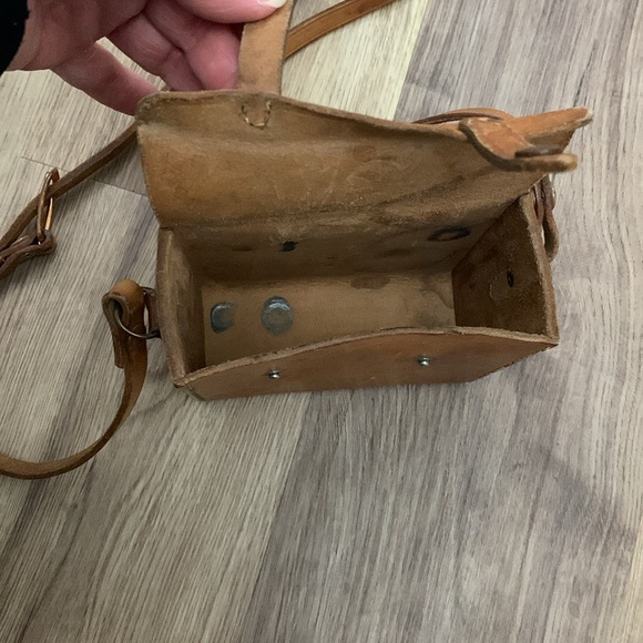 Vintage Leather Bag - Picture 8 of 10